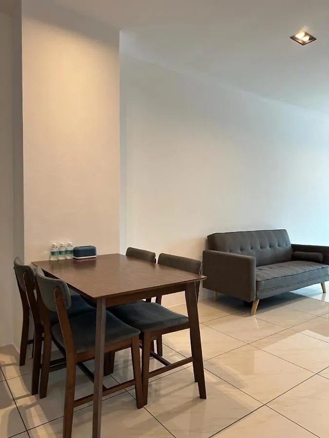 Apartment Itcc Manhattan By Stayin 4-5Pax Donggongon